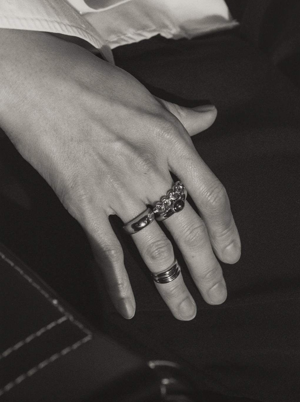 Delphine ring